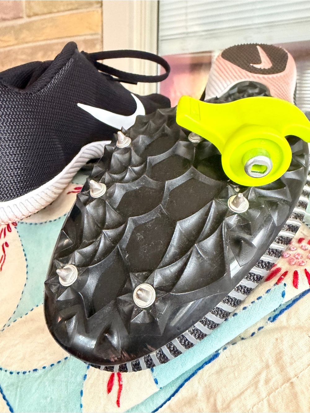 Nike Black and White Sprint Spikes - Picture 8 of 12
